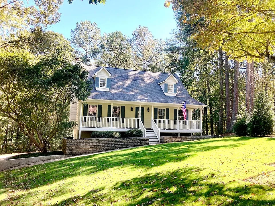1370 Fernwood Ct