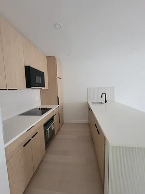 Rented by SERHANT. | media 7