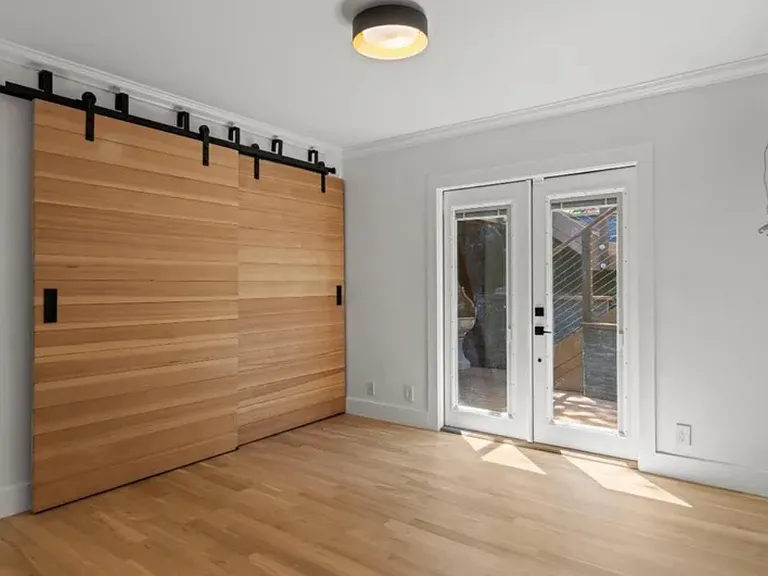 311 Grandview Ave — Photo 28