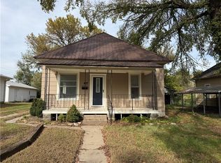 407 E 22nd St, Pittsburg, KS 66762
