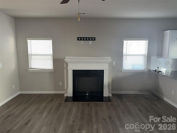 4th image of 4112 Stoneygreen Ln