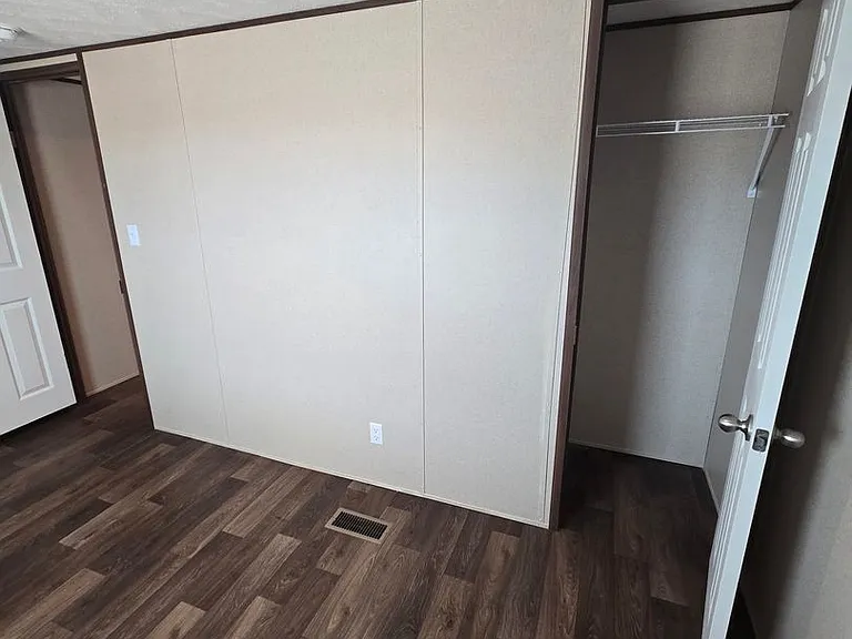 5800 E Hermans Rd #2 — Photo 25