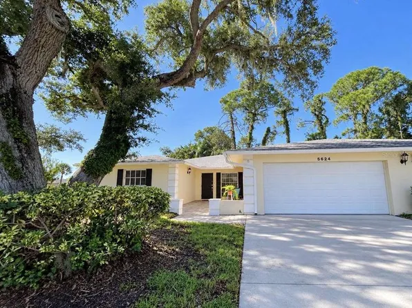5624 PALM AIRE DRIVE #V105, SARASOTA, FL 34243