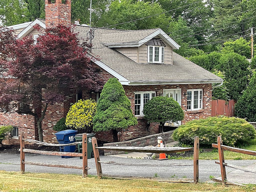 615 W Brookhaven Rd, Wallingford, PA 19086 Zillow