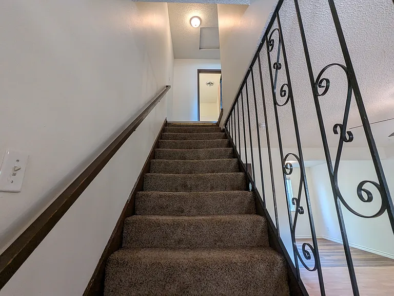 SE Francis St — Photo 8