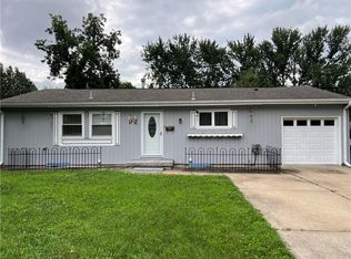 8501 W 68th Ter, Overland Park, KS 66204