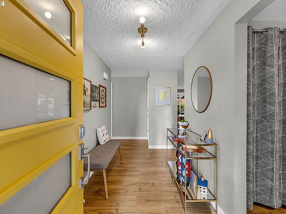 5th image of 4511 NE 25th Ct