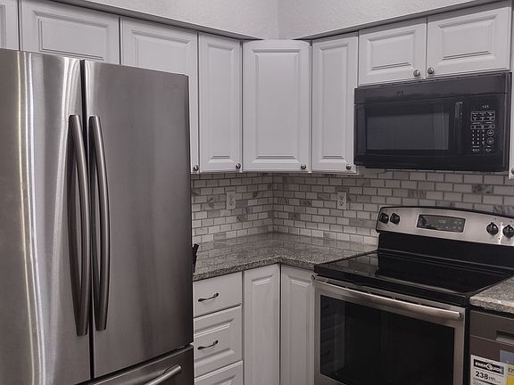 5th image of 2410 W Azeele St Unit 219