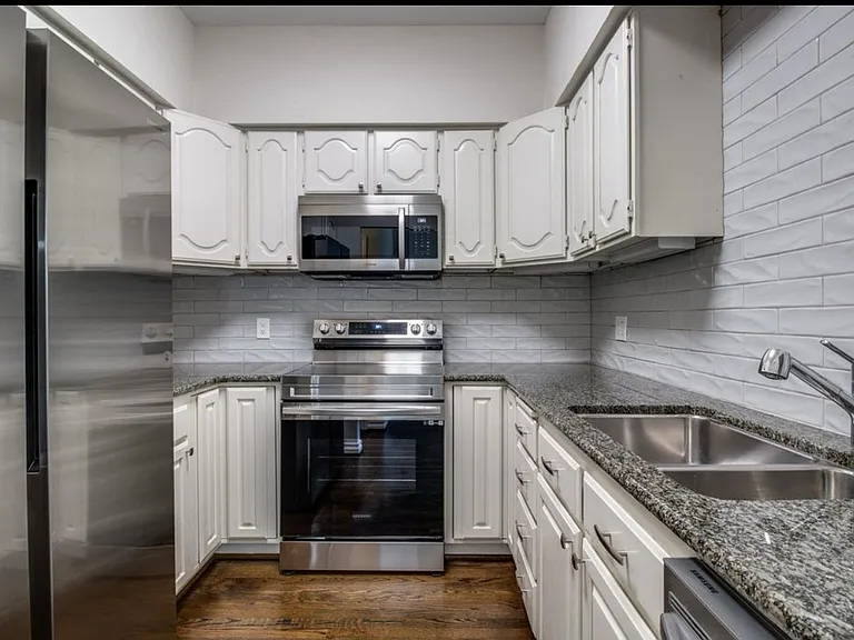 3208 Cole Ave #1109 — Photo 12
