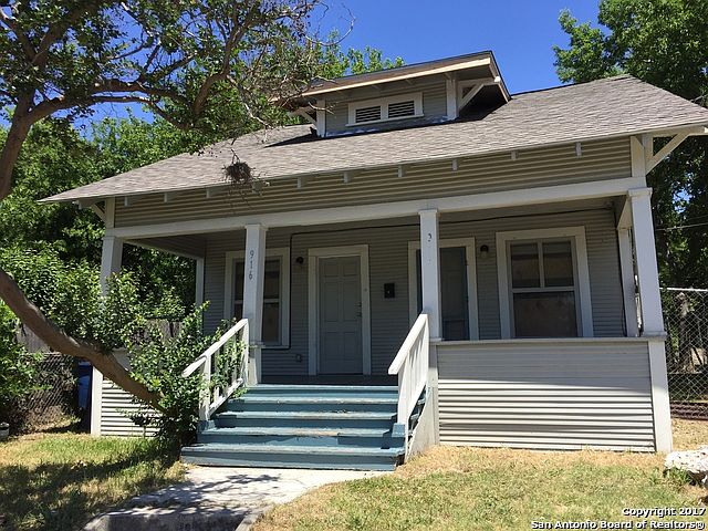 1st image of 916 N Hackberry St