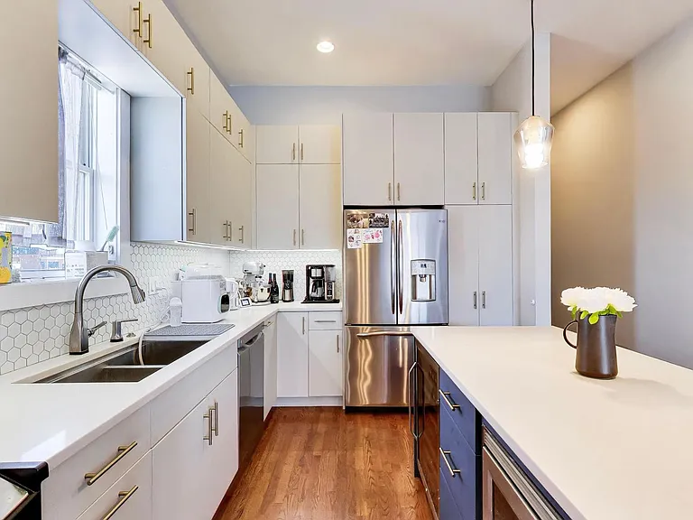 2342 W North Ave #401 — Photo 6