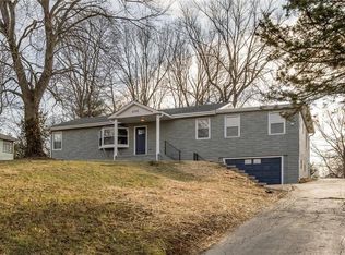 4768 Ambs Rd, Saint Louis, MO 63128