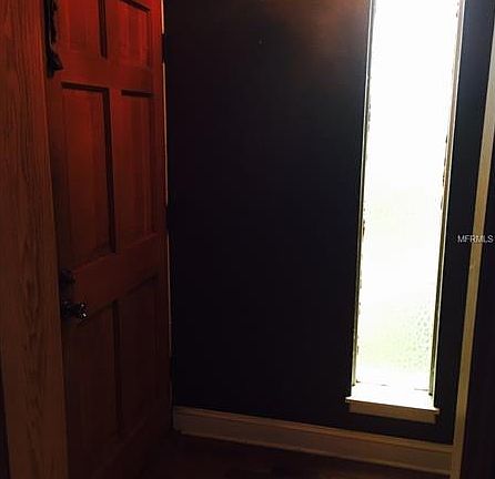 2nd image of 842 Town Cir #842