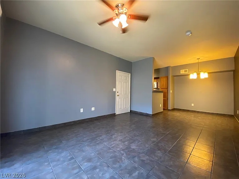 45 Maleena Mesa St #417 — Photo 6