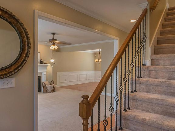 5th image of 12923 Peach View Dr
