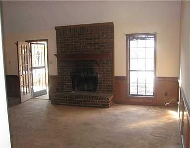 4th image of 7321 Germanshire Ln