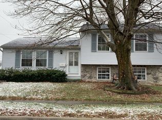 883 Ruma Rd, Columbus, OH 43207