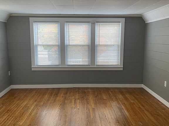5th image of 13 Sherman Ave #2