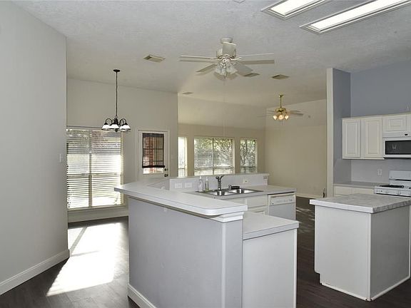 3rd image of 17238 Granberry Gate Dr