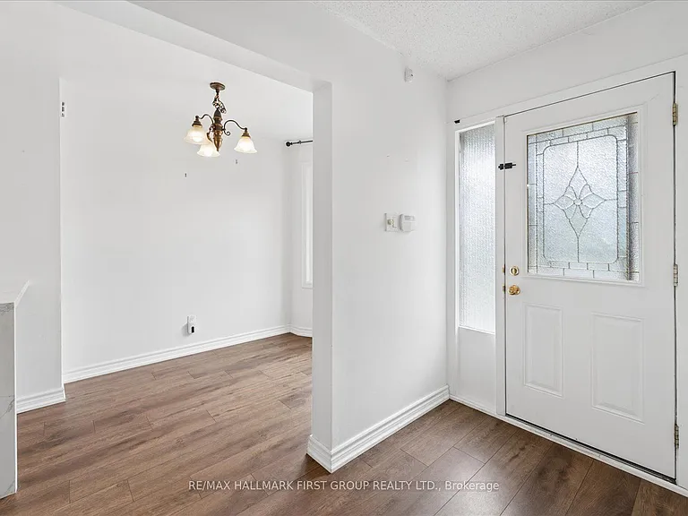 747 Stonepath Cir — Photo 5
