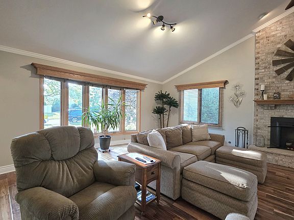 4th image of 16519 Haven Ave