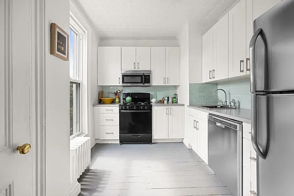 Rented by Corcoran | media 8