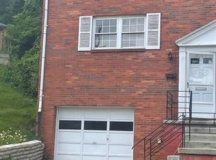 577 Lucia Dr, Pittsburgh, PA 15221