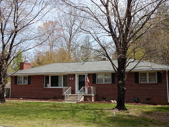 1st image of 205 Thornbird Ave