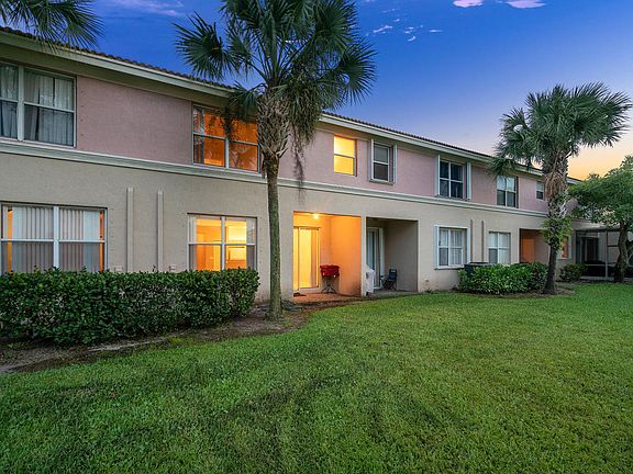 2nd image of 1506 Seminole Palms Dr