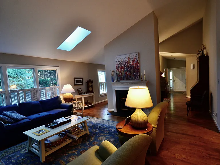 531 Weathersfield — Photo 8