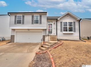 14545 Mormon St, Bennington, NE 68007
