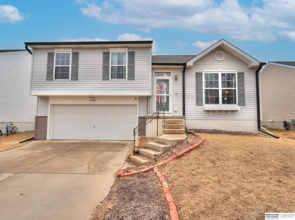 14545 Mormon St, Bennington, NE 68007