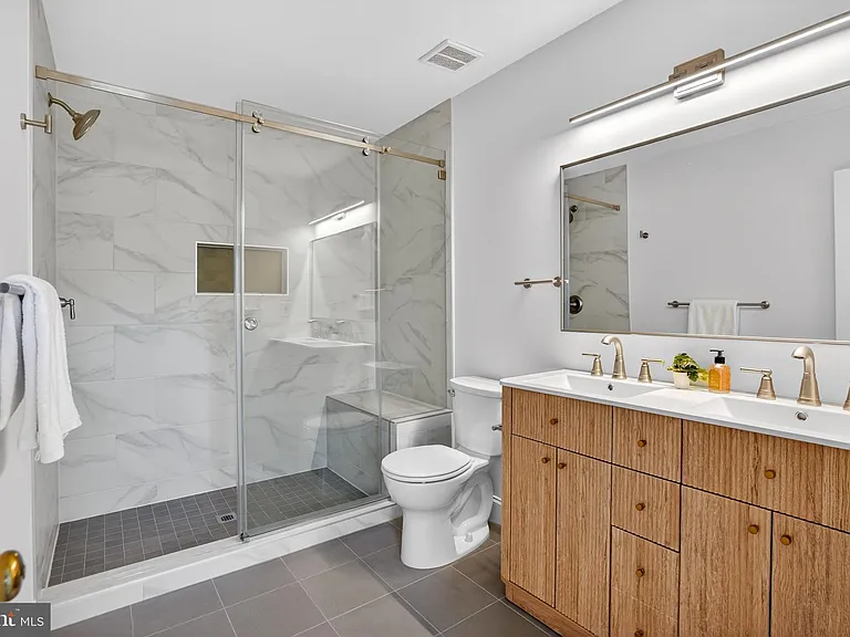 7705 Zulima Ct — Photo 4