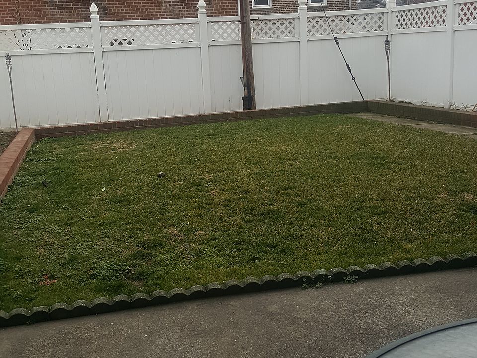 2nd image of 2544 Paulding Ave