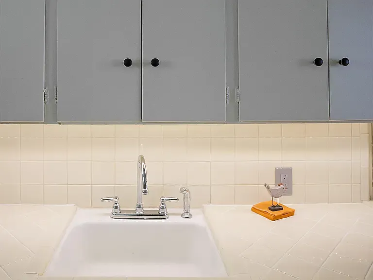 804 N Locust St #B2 — Photo 17