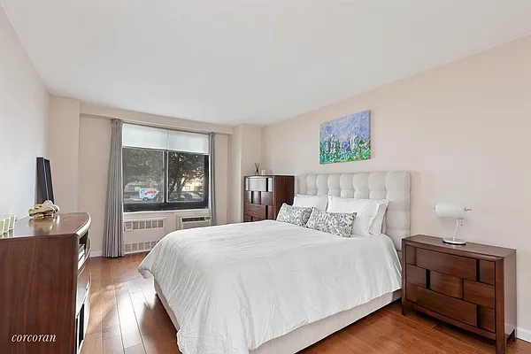 Sold by Corcoran | media 13