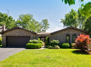 1201 E Carpenter Dr, Palatine, IL 60074