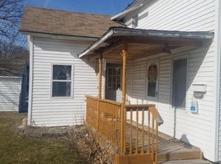 506 Whitewater Ave, Saint Charles, MN 55972