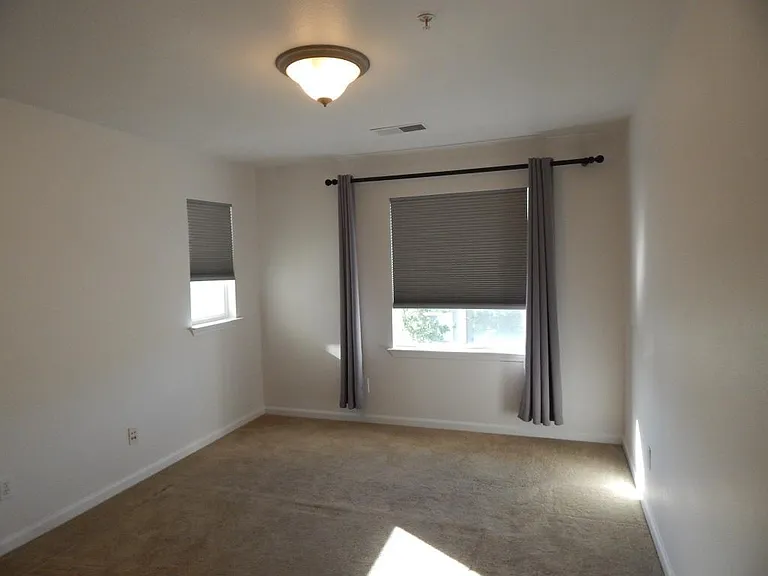 1818 Moore Blvd #219 — Photo 12