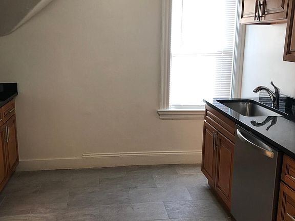 5th image of 78 Preston St Floor 3