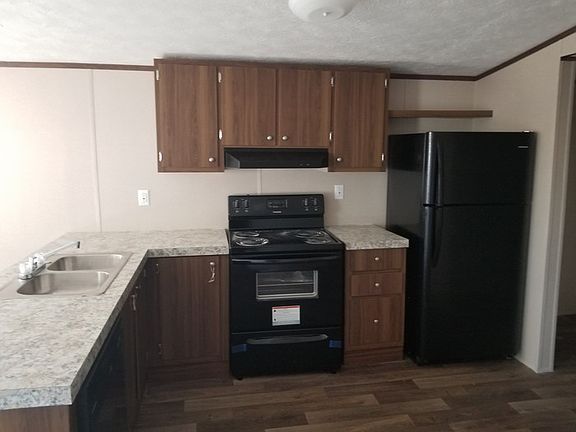 3rd image of 2119 Pioneer Ln