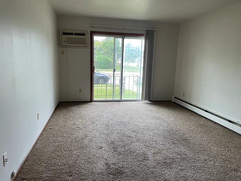 4244 S 51st St #201 — Photo 4