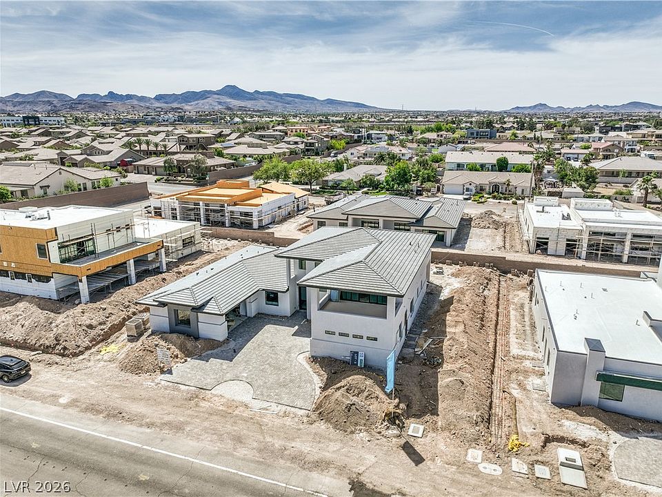 1st image of 3061 E Serene Ave