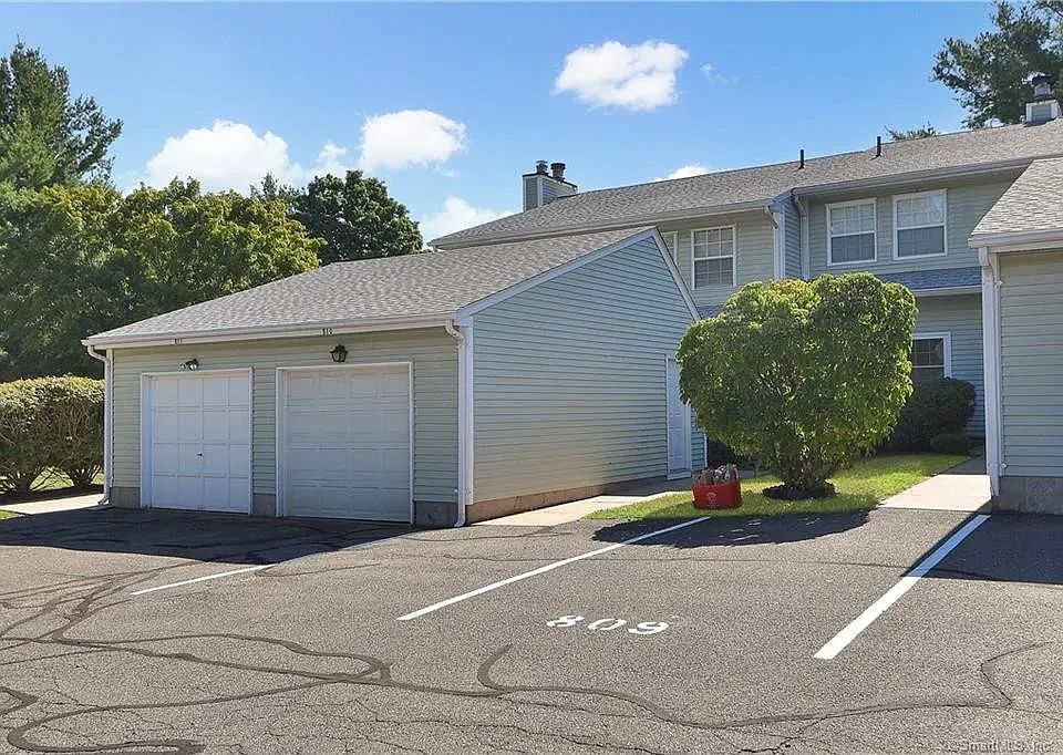 1st image of 810 Misty Meadow Ln Unit 810