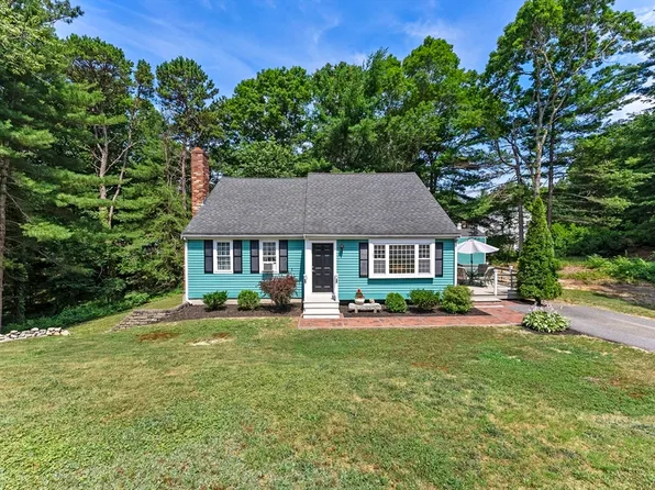 33 Old Mill Ln, Plymouth, MA 02360