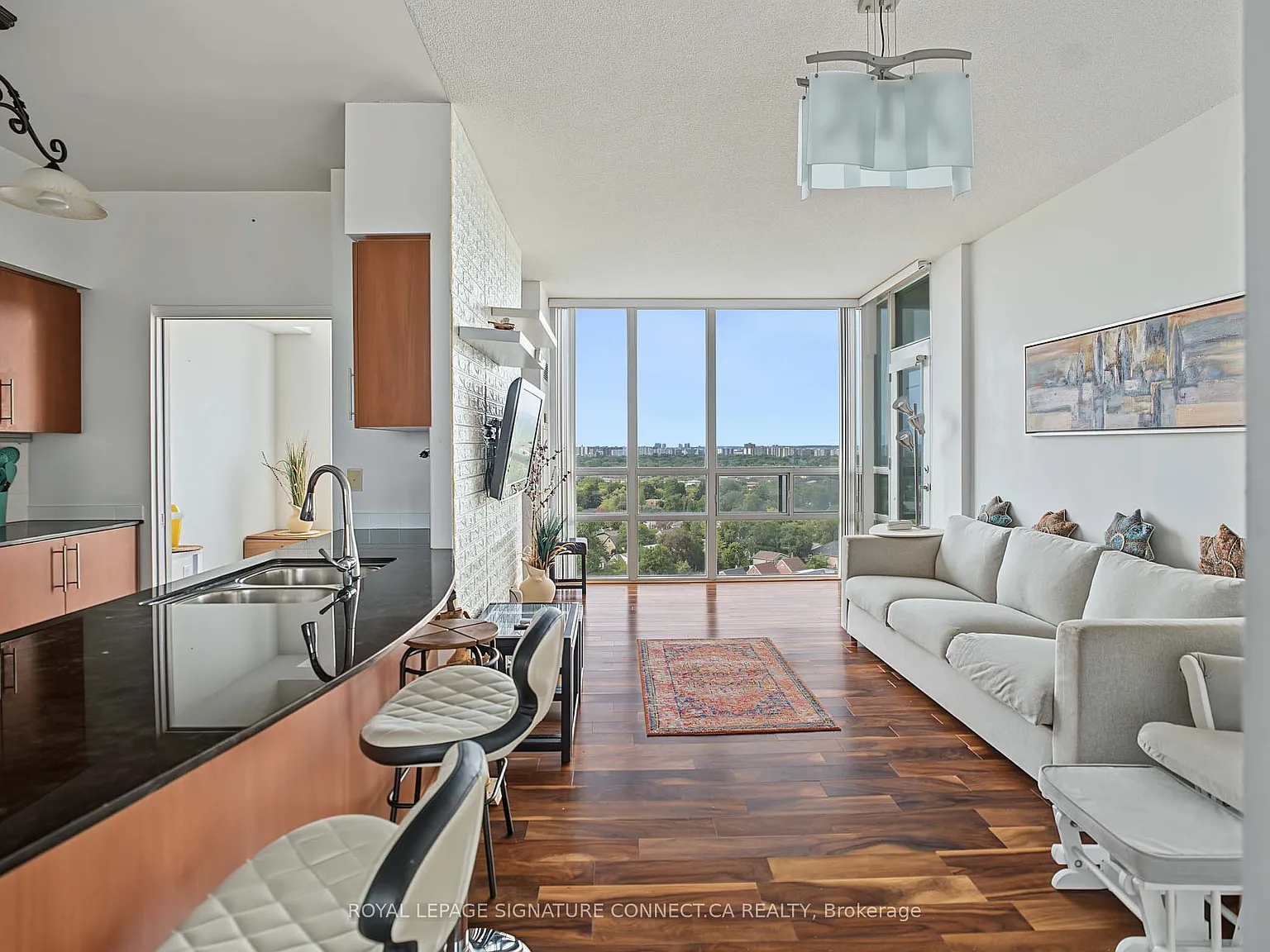 3 bed, $3,200 — Photo 3