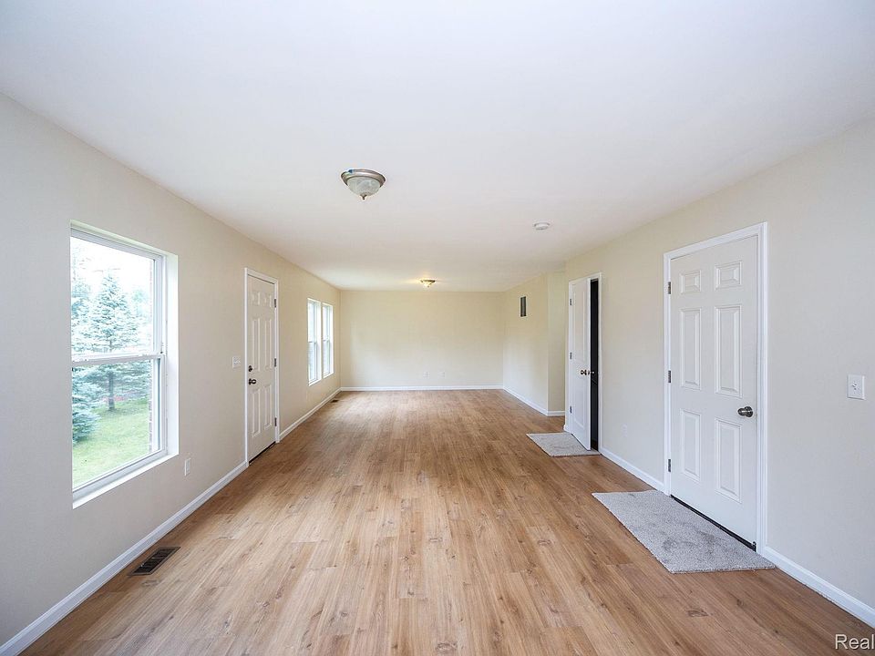 10306 Island Lake Dr, photo 19