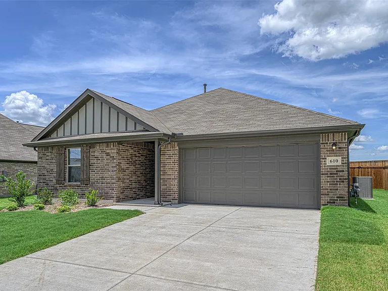 610 Ridgewood Dr — Photo 7