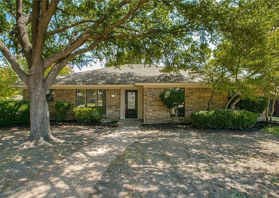 1st image of 2312 Newcastle Cir