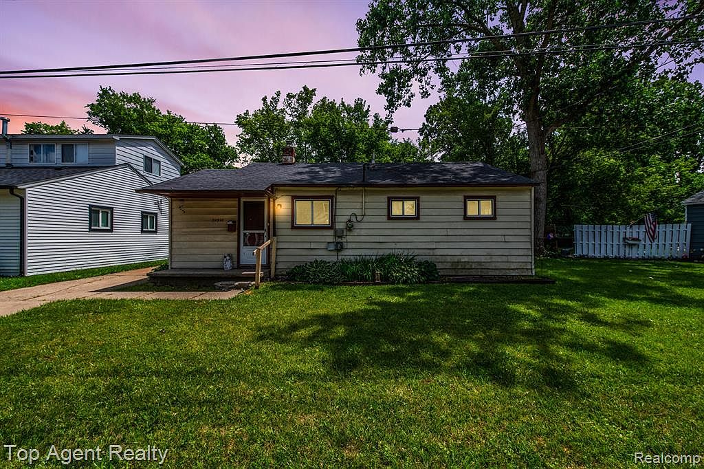 31911 Calhoun Ct, Westland, MI 48186 Zillow